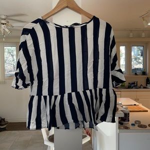 Zara flowy top, size xs